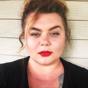 Meet your Posher, Roxy